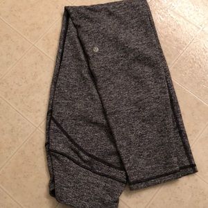 Lululemon 28 inch wunder unders